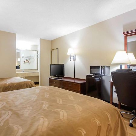 Quality Inn Mount Airy Mayberry Exterior photo