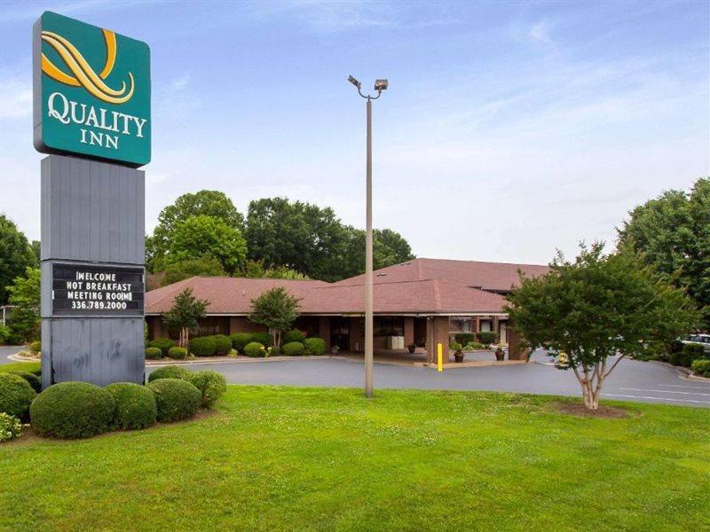 Quality Inn Mount Airy Mayberry Exterior photo