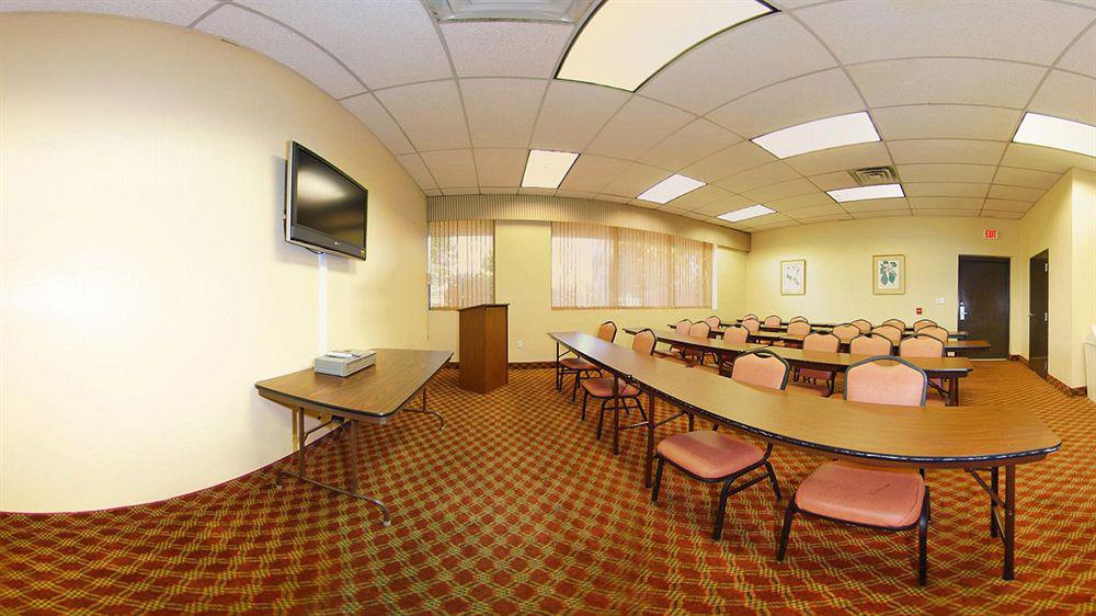 Quality Inn Mount Airy Mayberry Exterior photo